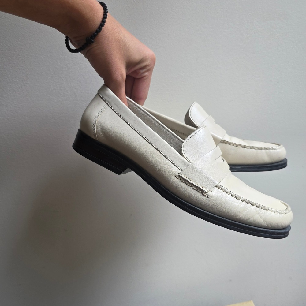 G.H. Bass Cortney Ivory Leather Penny Loafers Womens 7M Cream Slip On Quiet Lux